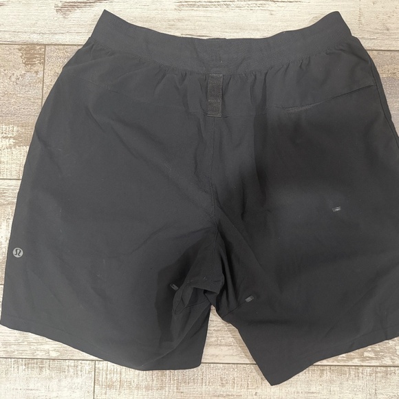 Lululemon Men’s Ultralight Running Shorts Medium Black Unlined - Picture 2 of 8